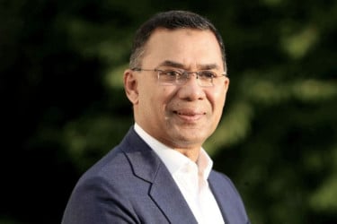 গণতন্ত্র পুনঃপ্রতিষ্ঠায় কাজ করতে হবে ঐক্যবদ্ধভাবে