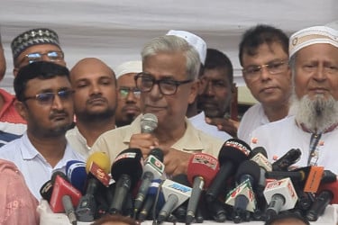 আ. লীগের প্রেতাত্মারা ফেব্রুয়ারির নির্বাচন বানচালের ষড়যন্ত্র করছে : ফারুক