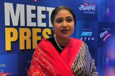 গত ১৭ বছর কোনো কাজের সুযোগ পাইনি: বেবী নাজনীন