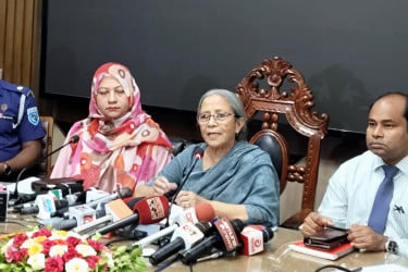 ভারতের অনুরোধে ইলিশ পাঠানো হয়েছে, কারো চাপে নয়