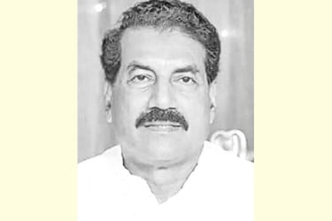 ইসরায়েলের বিরুদ্ধে ঐক্যবদ্ধ হতে হবে
