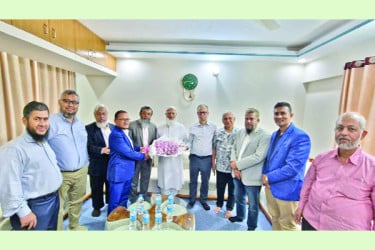 জামায়াত আমিরের সঙ্গে সৌজন্য সাক্ষাৎ শিল্পমালিকদের