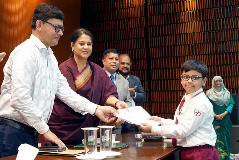 ‘ওজোনস্তর রক্ষায় রাজনৈতিক সদিচ্ছা ও আন্তর্জাতিক সহযোগিতা অপরিহার্য’