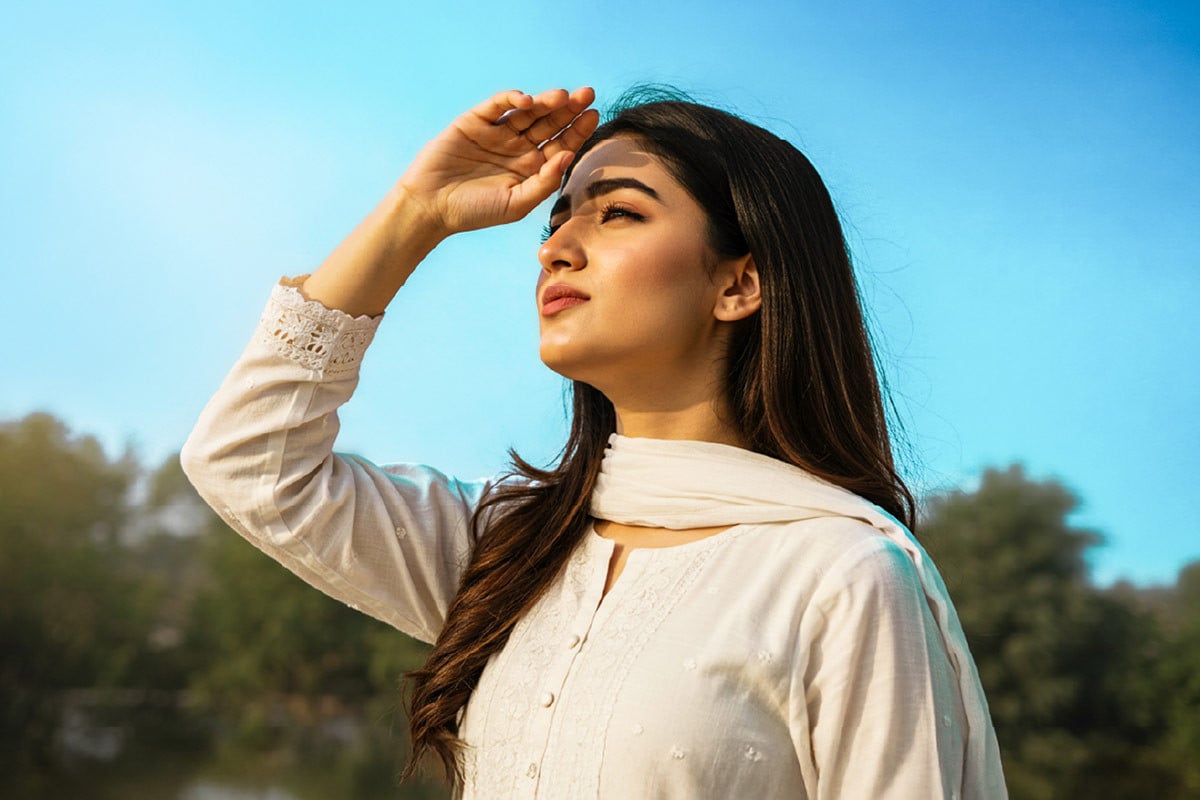 রোদ থেকে ত্বক বাঁচাতে সানস্ক্রিন