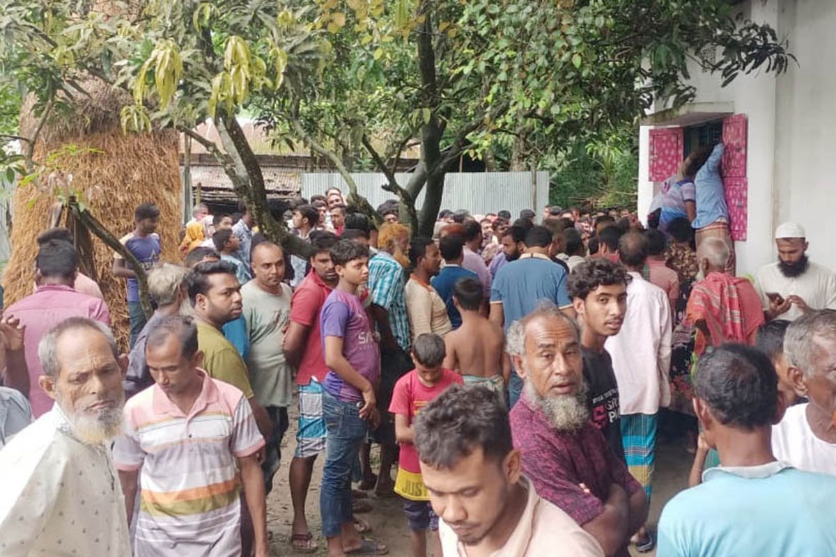 বগুড়ায় মা-ছেলে খুন