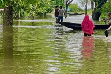 সিলেটে চোখ রাঙাচ্ছে বন্যা