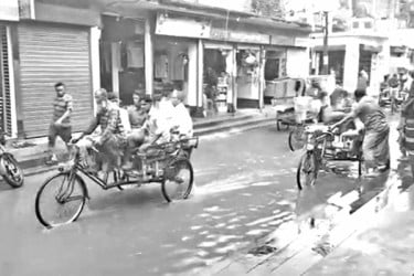 রাস্তার বেহাল দশা, জনদুর্ভোগ