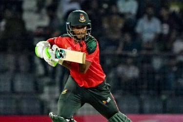 ছক্কার রাজা এখন তানজিদ হাসান তামিম