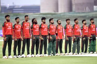 শ্রীলঙ্কা জিতলে বাঁচবে স্বপ্ন, হারলে কঠিন সমীকরণ বাংলাদেশের
