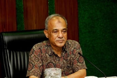 দুর্গাপূজায় কোনো ধরনের হুমকি নেই : স্বরাষ্ট্র উপদেষ্টা