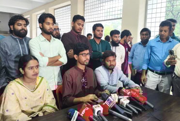 রাকসু নির্বাচন : ত্রুটিমুক্ত ওএমআর মেশিনে ভোগ গণনা চায় শিবির
