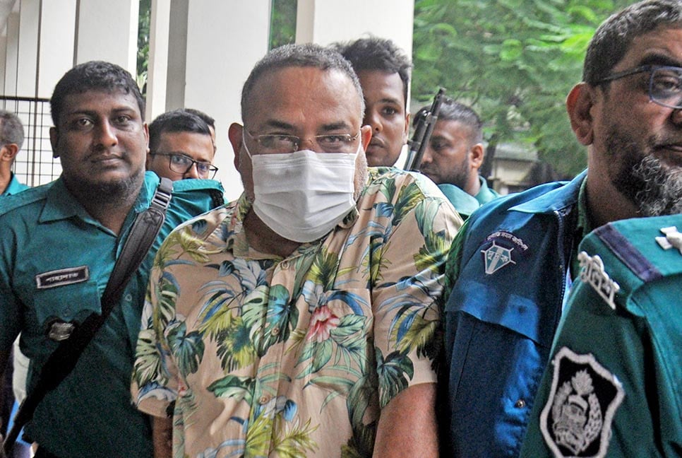 ৫ দিনের রিমান্ডে স্বাস্থ্যের ঠিকাদার মিঠু