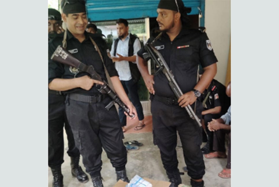 মানিকগঞ্জে নকল সাবান কারখানায় অভিযান