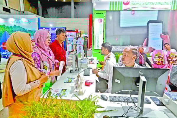 নির্ধারিত রুটে ১৫ শতাংশ ছাড় ঘোষণা বিমানের