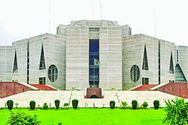 সীমানা নিয়ে আদালতের দিকে তাকিয়ে ইসি