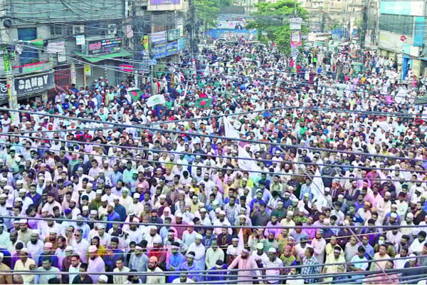 সরকার মাথা নত করায় আন্দোলনে জামায়াত