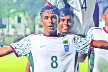 নেপালকে হারিয়ে শুভ সূচনা বাংলাদেশের