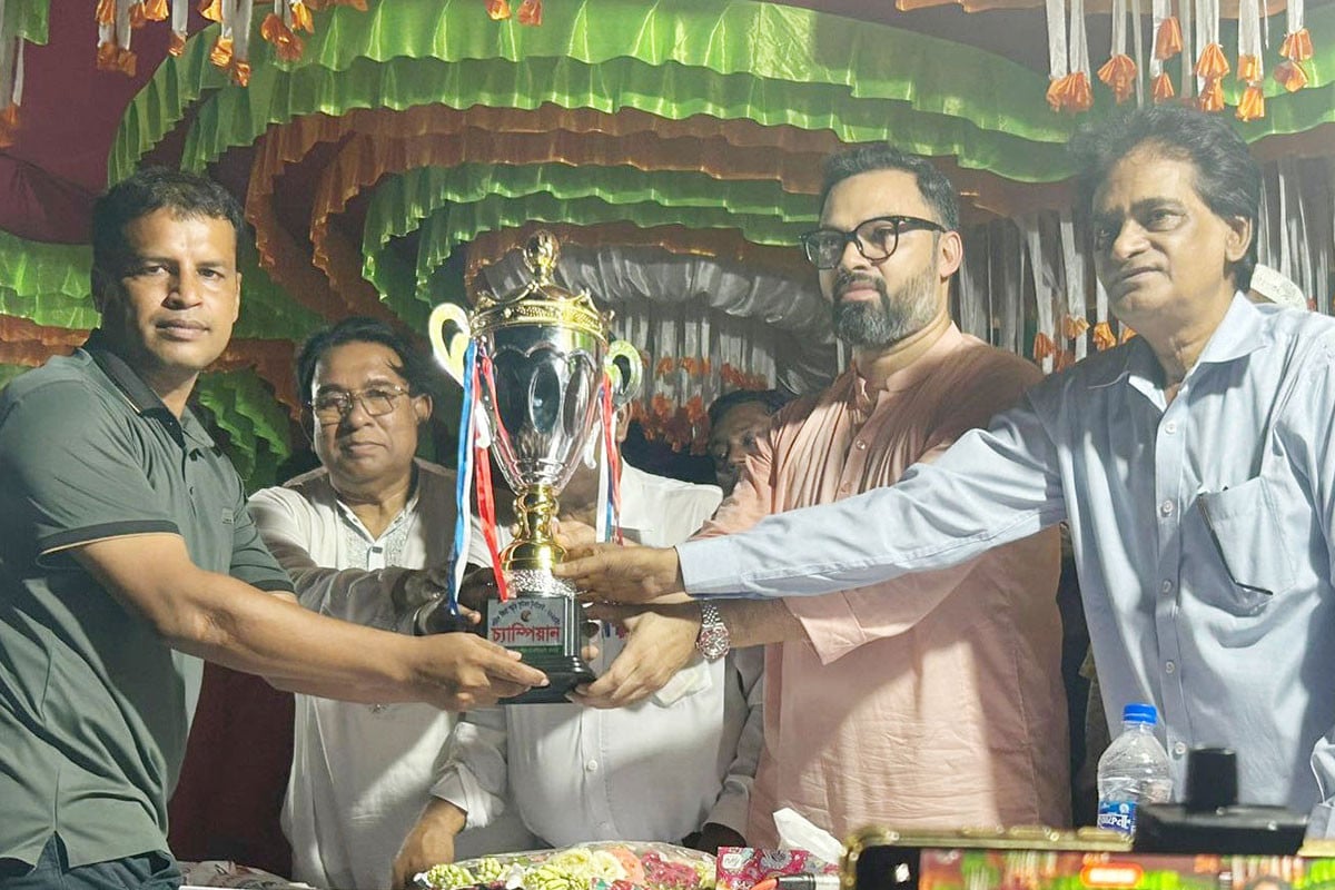 রাজবাড়ীতে শহীদ জিয়া স্মৃতি টুর্নামেন্টের ফাইনাল খেলা অনুষ্ঠিত