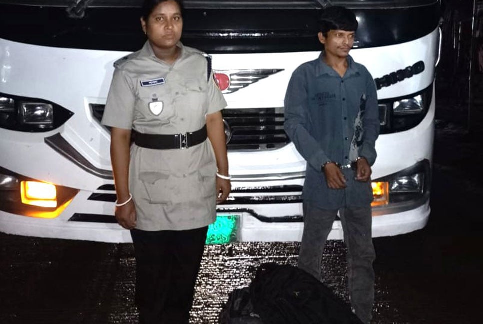 গাইবান্ধায় গাঁজাসহ মাদক কারবারি গ্রেফতার