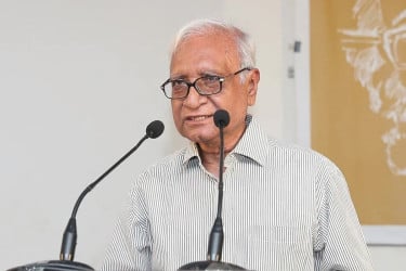 রাষ্ট্রব্যবস্থার মৌলিক পরিবর্তন দেশপ্রেমিকরা মানবে না