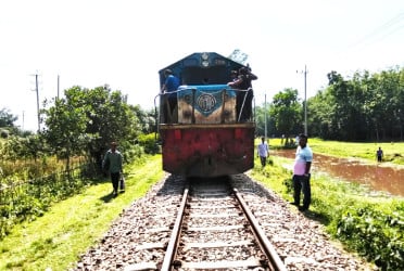 সিলেটের সঙ্গে সারা দেশের ট্রেন চলাচল বন্ধ