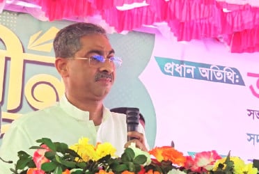 শিক্ষাপ্রতিষ্ঠানে নেতৃত্বে শিক্ষার্থীরাই আসতে হবে: এ্যানি