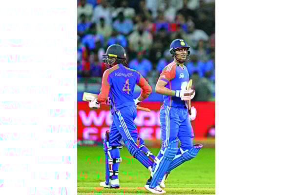 অভিষেক-গিল ঝড়ে ভারতের জয়