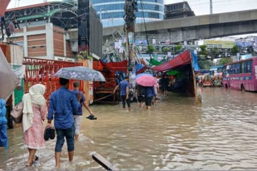 রাজধানীতে ৩ ঘণ্টায় ৭১ মিলিমিটার বৃষ্টি