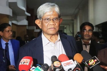 সেবা উন্নত করা গেলে ট্যাক্স সংগ্রহও সহজ হবে : অর্থ উপদেষ্টা