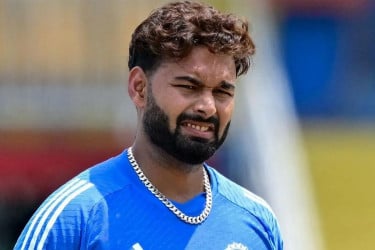উইন্ডিজ সিরিজে অনিশ্চিত পান্ত