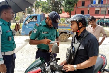 সিলেটে অবৈধ যানবাহনের বিরুদ্ধে অ্যাকশন শুরু