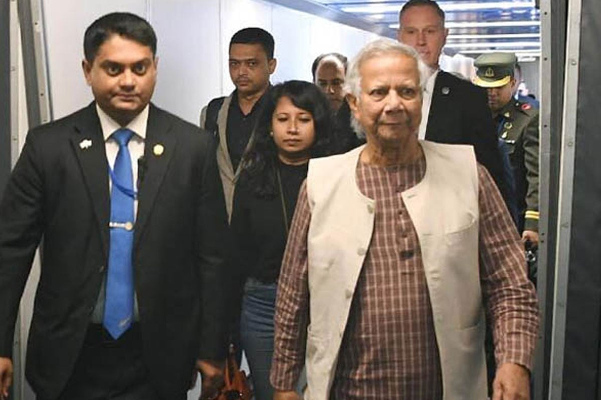 নিউইয়র্কে পৌঁছেছেন প্রধান উপদেষ্টা