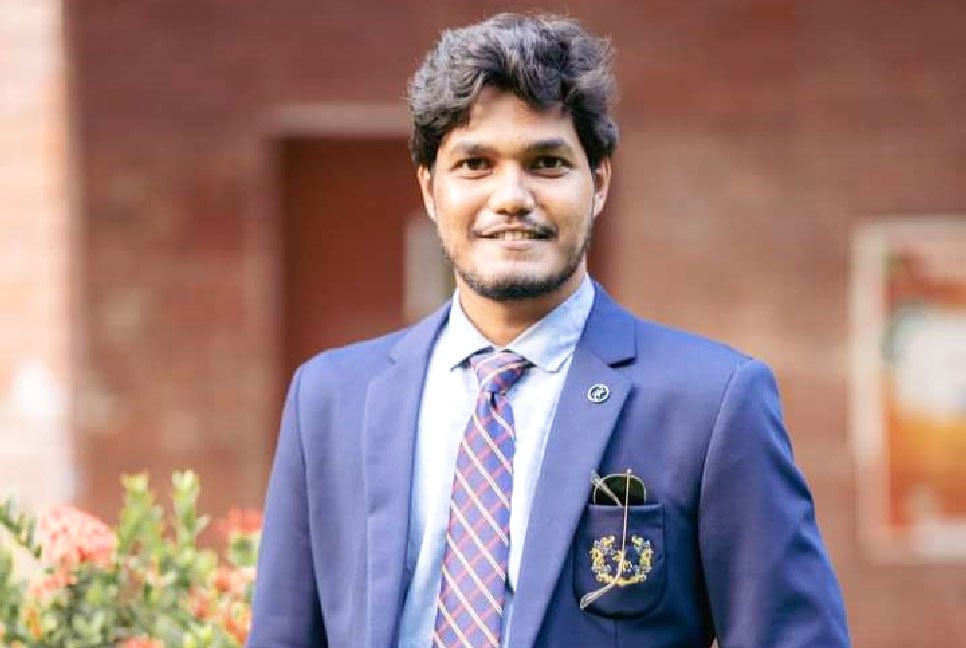 ‘রাজনৈতিক নেতাদের অনিরাপদ রেখে সরকার প্রধানের এয়ারপোর্ট প্রস্থান লজ্জাজনক’