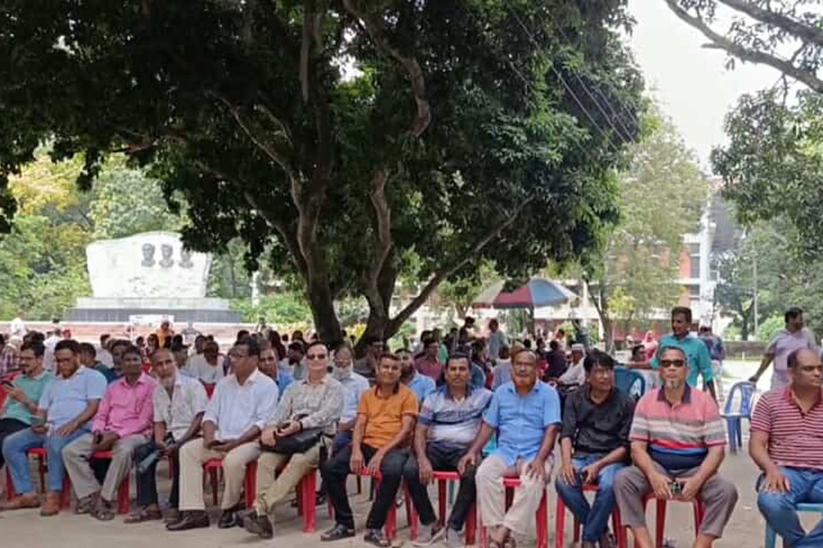 শাটডাউনে স্থবির রাবি, নেই রাকসু নির্বাচনের আমেজ