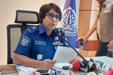 দুর্গাপূজাকে ঘিরে সাইবার গুজব রোধে সর্বোচ্চ সতর্কতায় যশোর পুলিশ