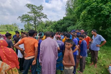 গোবিন্দগঞ্জে ড্রেন থেকে ভ্যানচালকের মরদেহ উদ্ধার