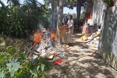 নকল সার ও কীটনাশক ধ্বংস, ব্যবসায়ীকে জরিমানা