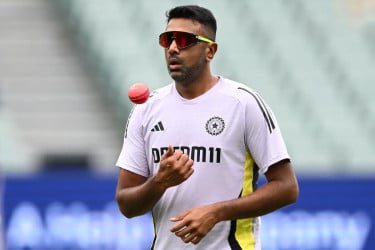 প্রথম ভারতীয় ক্রিকেটার হিসেবে বিগ ব্যাশে অশ্বিন