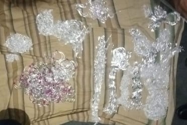 চুয়াডাঙ্গায় রুপার গয়নাসহ আটক ১