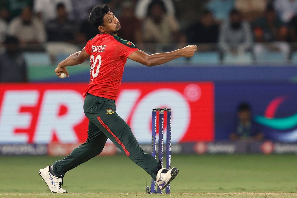 টি-টোয়েন্টিতে সাকিবকে টপকে শীর্ষে মুস্তাফিজ