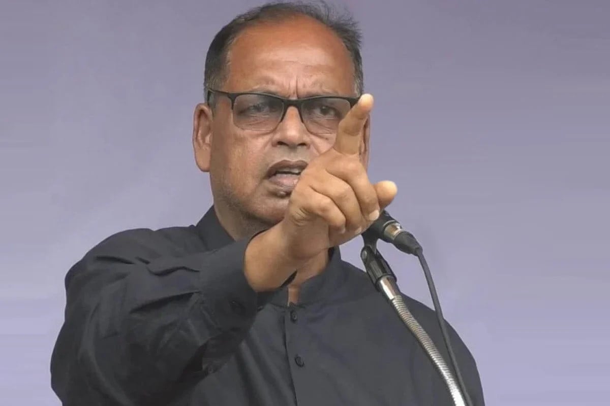 আওয়ামী লীগ সন্ত্রাসী-বর্বর রাজনৈতিক দল : দুদু