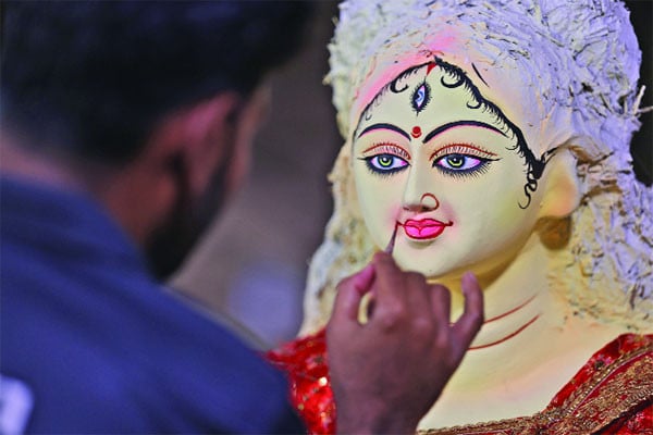 দেশের ৩৩ হাজার মণ্ডপে প্রস্তুতি দুর্গাপূজার