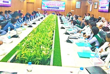 নওগাঁয় টাইফয়েড টিকাদান ক্যাম্পেইন উপলক্ষে ওরিয়েন্টেশন কর্মশালা অনুষ্ঠিত
