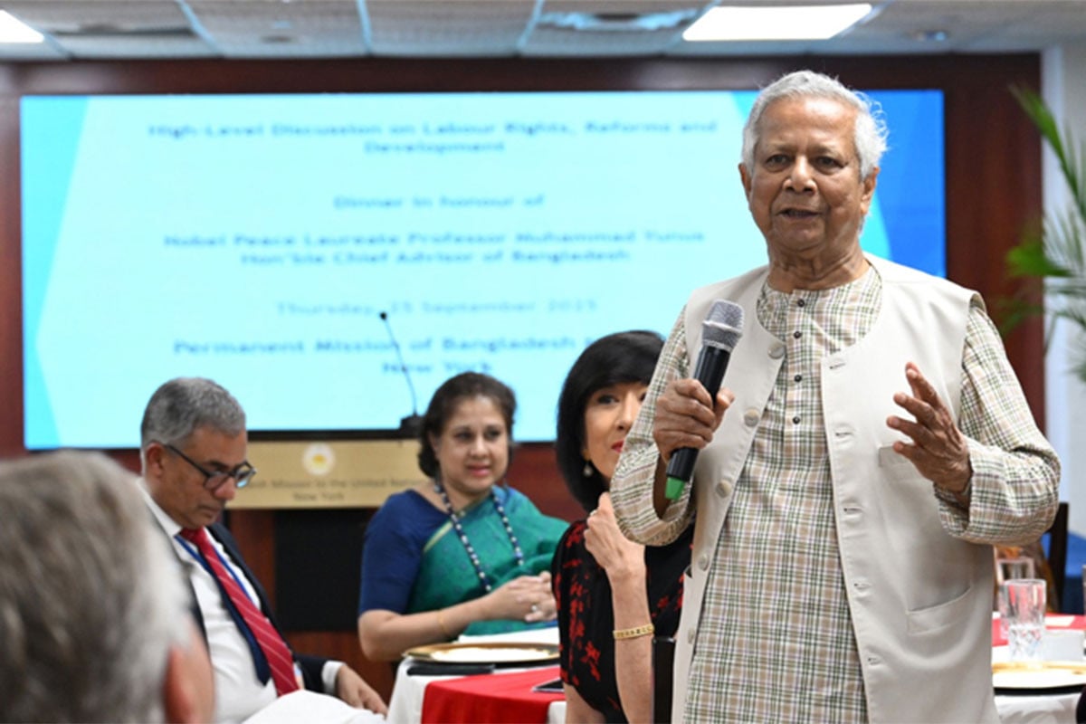 শ্রম সংস্কার ব্যাপক বিদেশি বিনিয়োগ আকর্ষণে গুরুত্বপূর্ণ ভূমিকা রাখবে : প্রধান উপদেষ্টা