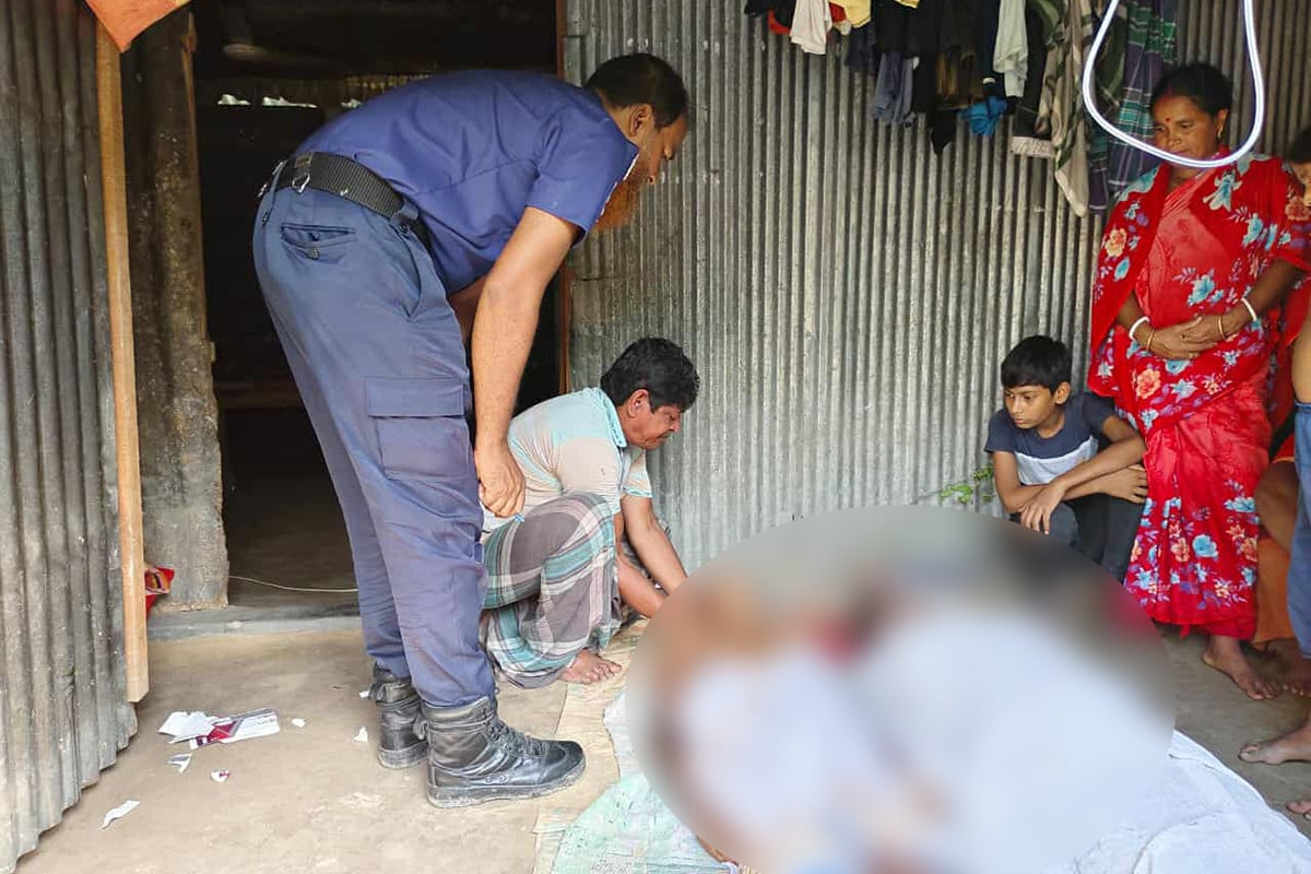 কুষ্টিয়ায় বাবা-ছেলের রহস্যজনক মৃত্যু
