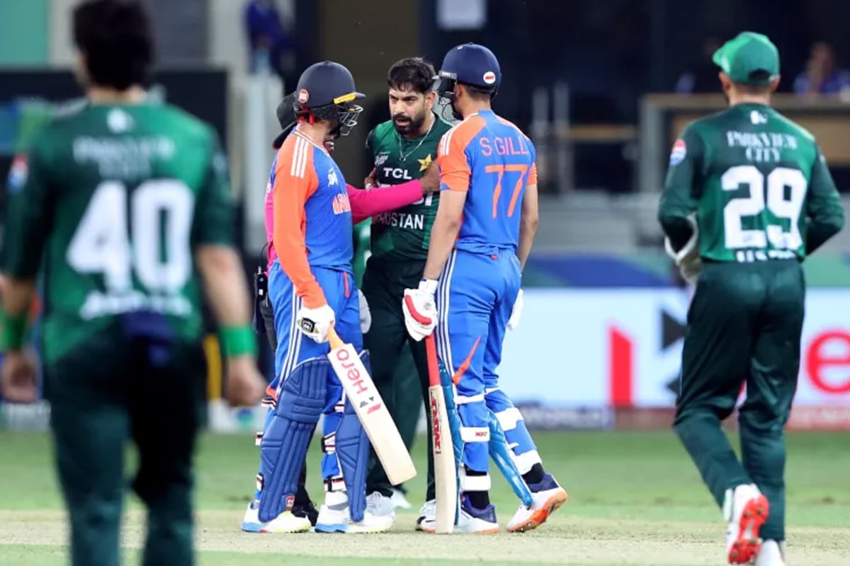 ভারত নয় পাকিস্তানের ক্রিকেটে মন দেয়া ‍উচিৎ: হেসন