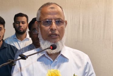 প্রশ্নবিদ্ধ নির্বাচনে যুক্ত কর্মকর্তারা ভবিষ্যতে দায়িত্ব পাবেন না: ইসি আনোয়ার