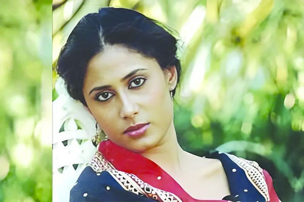 ঢাকার ছবিতে কেন অভিনয় করতে পারলেন না - স্মিতা পাতিল