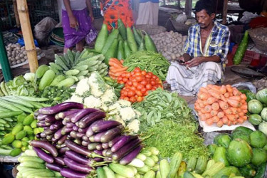 বগুড়ায় লাগামহীন সবজির বাজার
