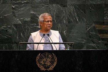 সার্ক পুনরুজ্জীবনে জোরালো আহ্বান প্রধান উপদেষ্টার